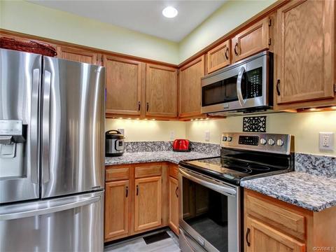 7124 Harbourside Ct, Midlothian, VA 23112 photo 13
