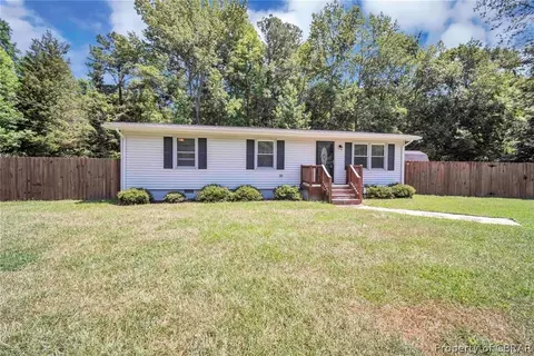 4479 Hickory Fork Rd, Gloucester, VA 23061 photo 4