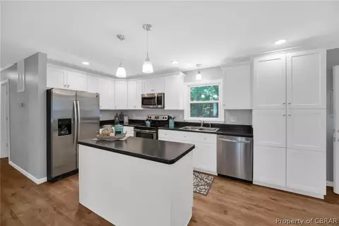 4479 Hickory Fork Rd, Gloucester, VA 23061 photo 2