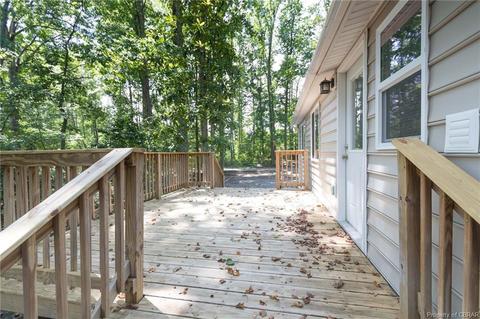 67 Hanamalea Ln, Topping, VA 23169 photo 6