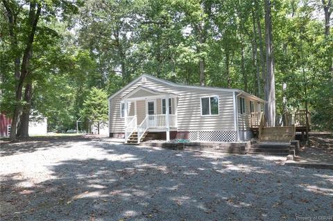 67 Hanamalea Ln, Topping, VA 23169 photo 3