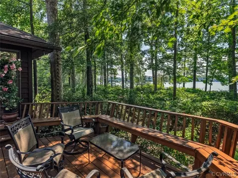 13906 Commodore Point Rd, Midlothian, VA 23112 photo 3