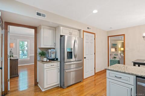 5306 Chestnut Bluff Rd, Midlothian, VA 23112 photo 19
