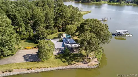 5432 White Hall Rd, Gloucester, VA 23061 photo 1