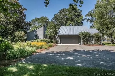 5432 White Hall Rd, Gloucester, VA 23061 photo 3
