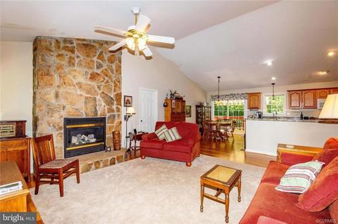 130 Geri Ln, Louisa, VA 23093 photo 8