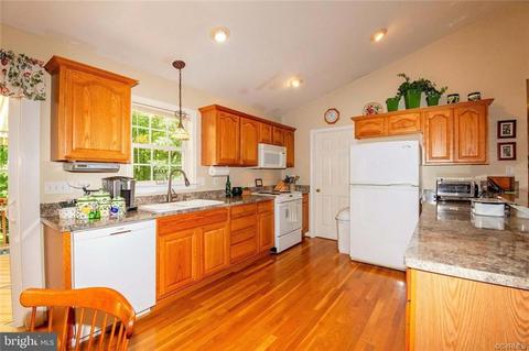 130 Geri Ln, Louisa, VA 23093 photo 14