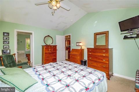 130 Geri Ln, Louisa, VA 23093 photo 17