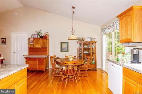 130 Geri Ln, Louisa, VA 23093 photo 12