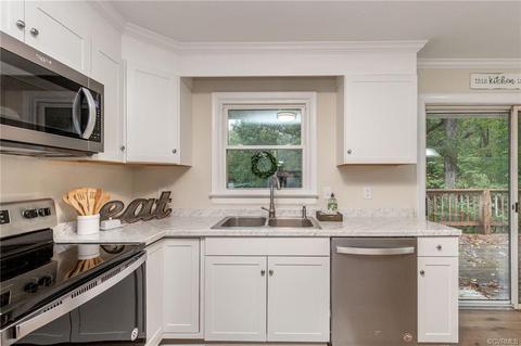 9910 Knobs Hill Ln, Amelia Court House, VA 23002 photo 11