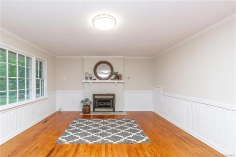 9910 Knobs Hill Ln, Amelia Court House, VA 23002 photo 6