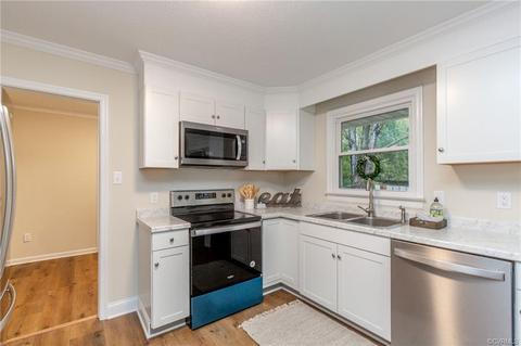 9910 Knobs Hill Ln, Amelia Court House, VA 23002 photo 12