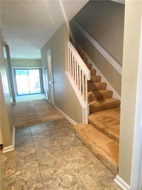 11606 E Briar Patch Dr, Midlothian, VA 23113 photo 3