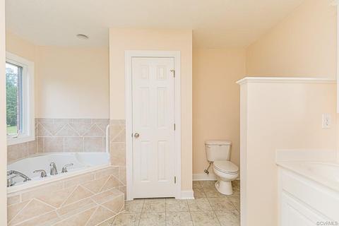 5871 E River Rd, King William, VA 23086 photo 15
