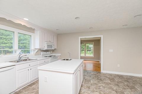 5871 E River Rd, King William, VA 23086 photo 9