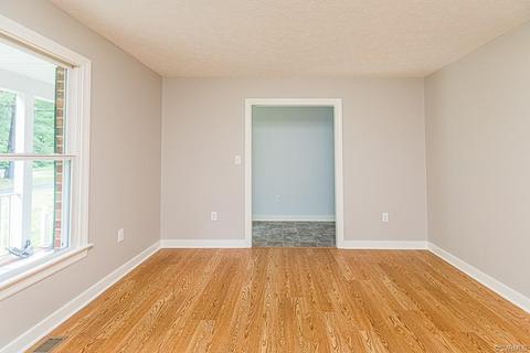 5871 E River Rd, King William, VA 23086 photo 13
