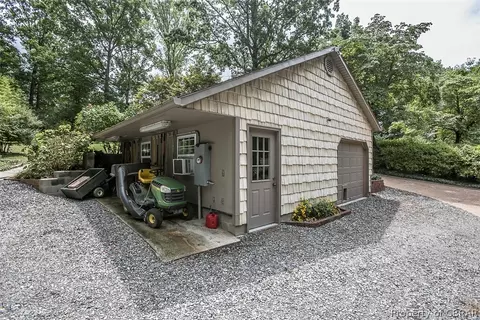 3554 Old Woods Mill Rd, Gloucester, VA 23061 photo 29