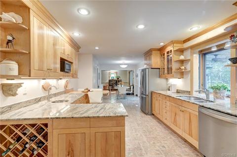 2821 E Brigstock Rd, Midlothian, VA 23113 photo 19