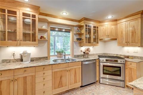2821 E Brigstock Rd, Midlothian, VA 23113 photo 18