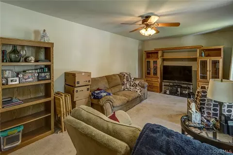 5643 Winterleaf Dr, Richmond, VA 23234 photo 3