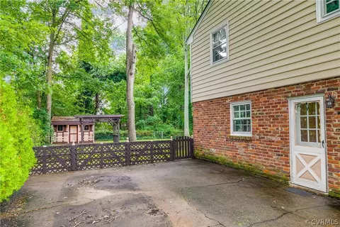 11701 Olde Coach Dr, Midlothian, VA 23113 photo 5