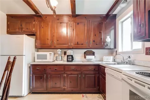 11701 Olde Coach Dr, Midlothian, VA 23113 photo 9