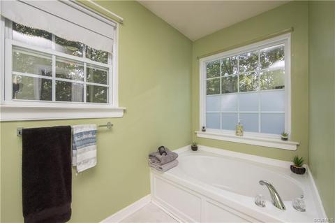 353 Nottoway Ln, King William, VA 23086 photo 10