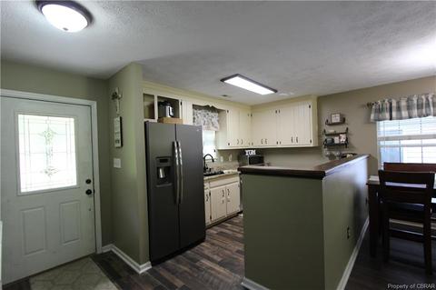8831 Marlfield Rd, Gloucester, VA 23061 photo 11