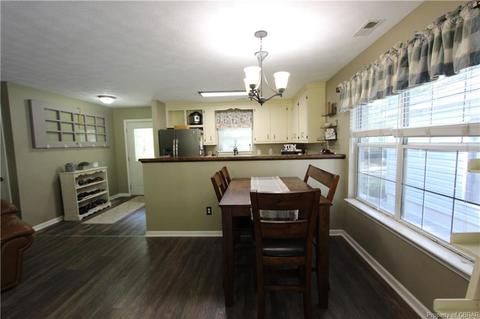 8831 Marlfield Rd, Gloucester, VA 23061 photo 6