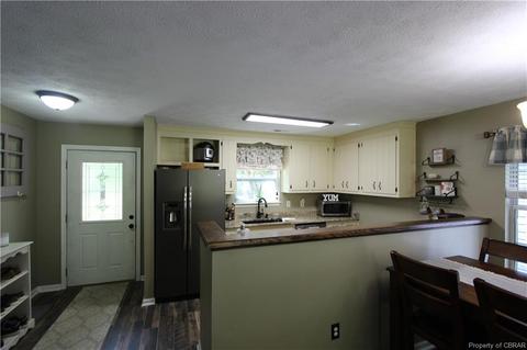 8831 Marlfield Rd, Gloucester, VA 23061 photo 10