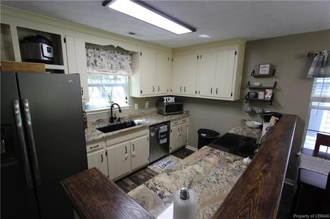 8831 Marlfield Rd, Gloucester, VA 23061 photo 14