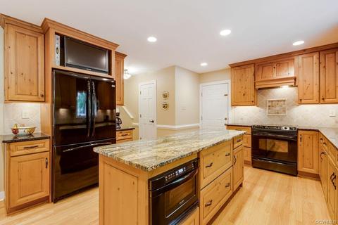 2820 Glendower Ct, Midlothian, VA 23113 photo 13
