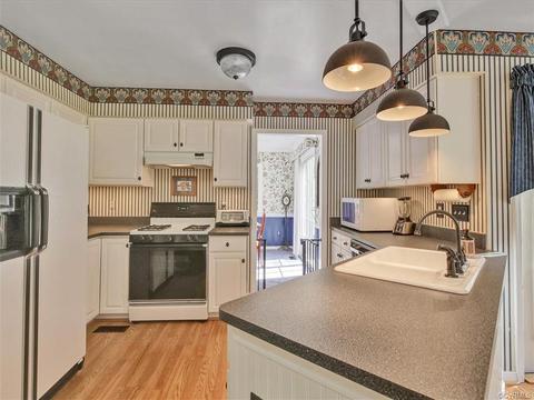7100 Harbourside Ct, Midlothian, VA 23112 photo 10