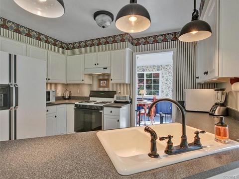 7100 Harbourside Ct, Midlothian, VA 23112 photo 11