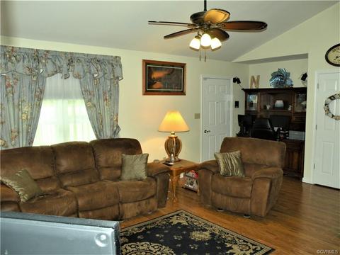 832 W Chapel Dr, Bumpass, VA 23024 photo 14