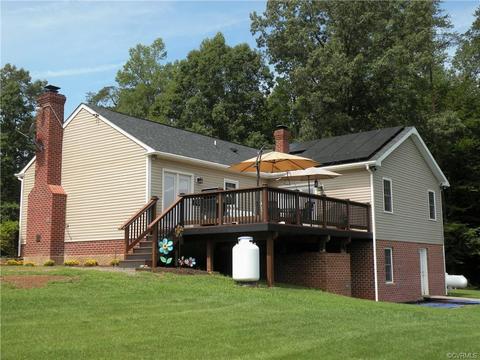 832 W Chapel Dr, Bumpass, VA 23024 photo 3