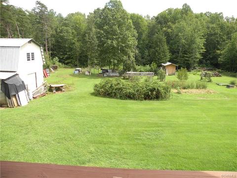 832 W Chapel Dr, Bumpass, VA 23024 photo 39