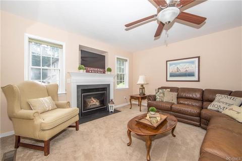 1643 Upperbury Dr, Midlothian, VA 23114 photo 9
