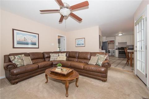 1643 Upperbury Dr, Midlothian, VA 23114 photo 8