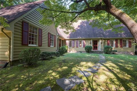 3720 Darby Dr, Midlothian, VA 23113 photo 2