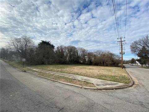 304 N Dunlop St, Petersburg, VA 23803