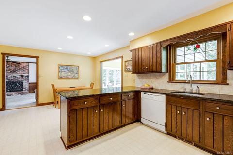 1610 Black Heath Rd, Midlothian, VA 23113 photo 12