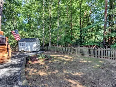 5509 Chestnut Bluff Rd, Midlothian, VA 23112 photo 32