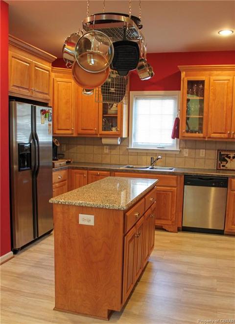6753 Mann Ave, Gloucester, VA 23061 photo 12