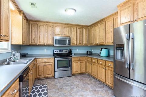 7841 Dutton Rd, Gloucester, VA 23061 photo 11
