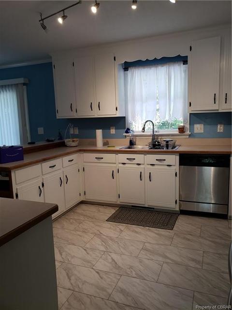 7611 Catlett Rd, Gloucester, VA 23061 photo 8