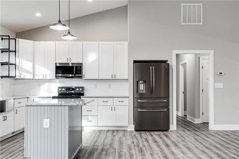 2112 Sizer Rd, Beaverdam, VA 23015 photo 6