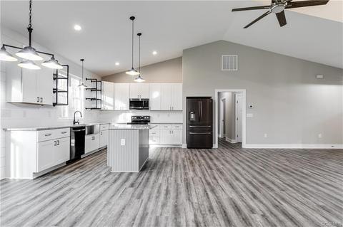 2112 Sizer Rd, Beaverdam, VA 23015 photo 5