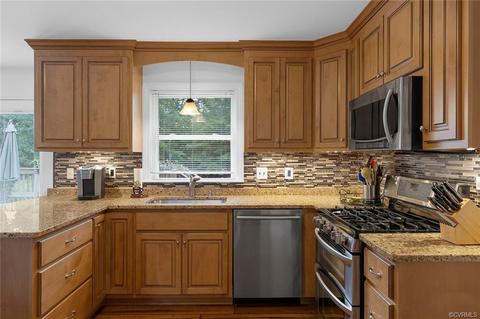 5018 Parrish Branch Rd, Midlothian, VA 23112 photo 10