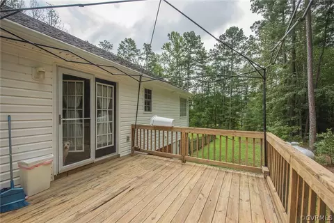 5714 Whisper Dr, Sutherland, VA 23885 photo 5